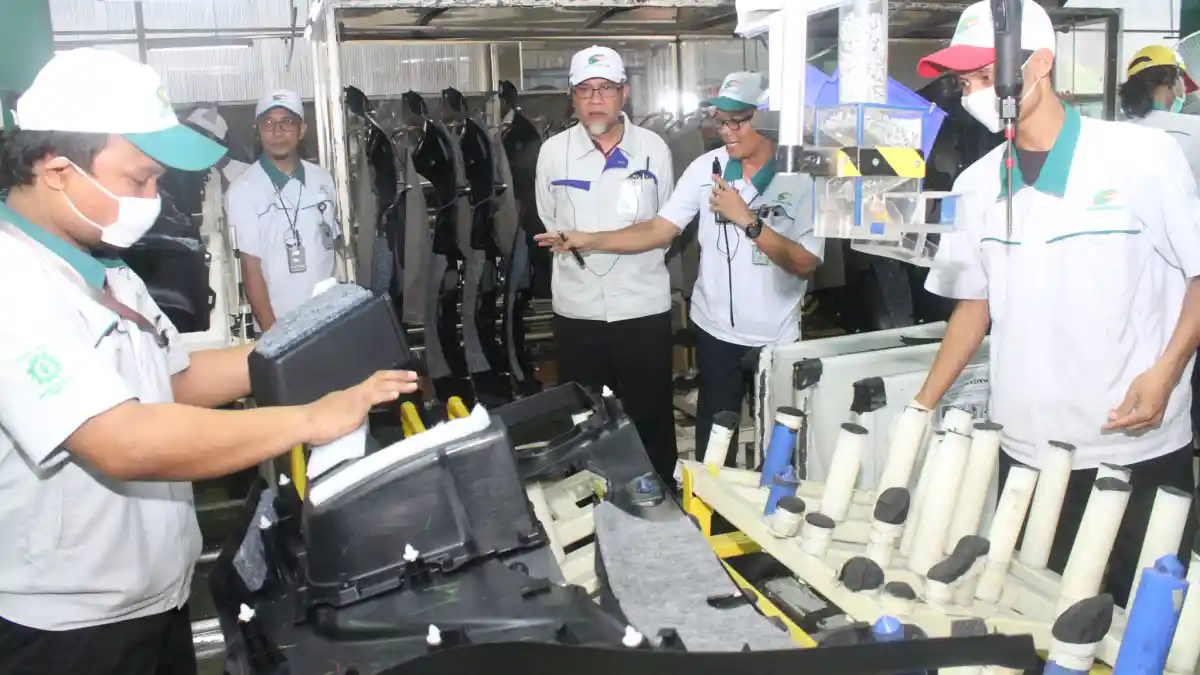 Berita - Pabrik Toyota Indonesia Sukses Transfer Keahlian Kepada para Pemasok