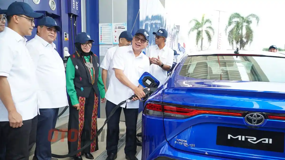 Foto - Toyota Rilis Hydrogen Refueling Station, Wujud Peran Transisi Energi Yang Ramah Lingkungan