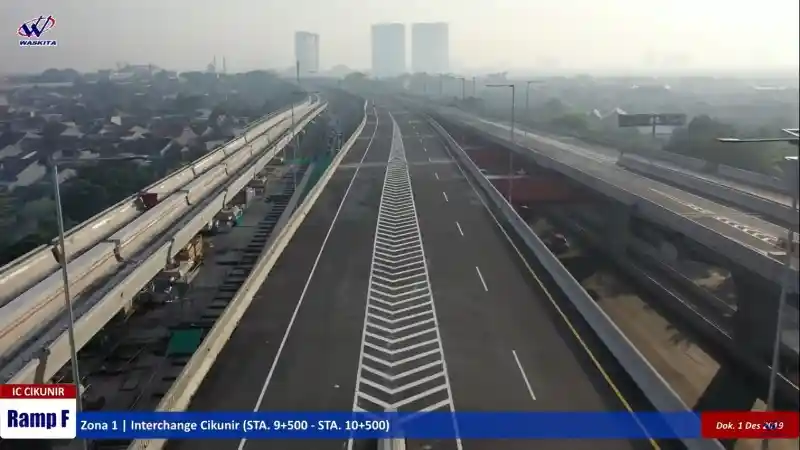 Foto - NATARU 2019: Meski Bergelombang, Tol Cikampek Elevated Tetap Aman