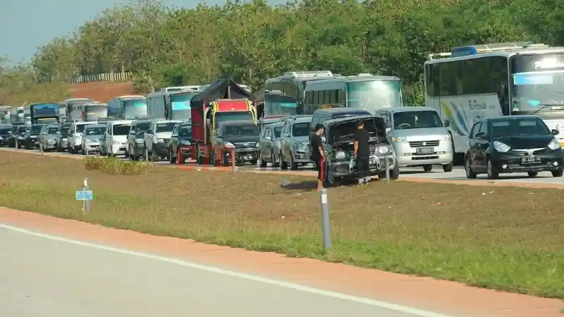 Berita - Jasa Marga: Puncak Arus Mudik 6 April 2024