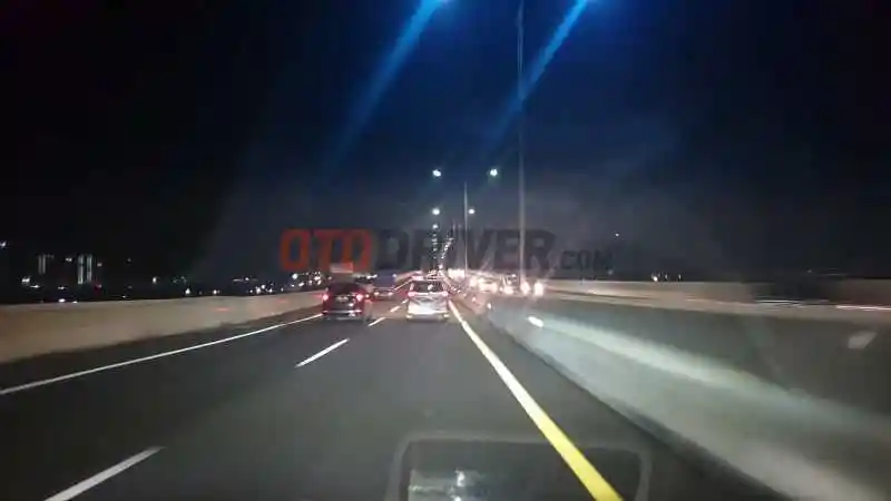 Foto - Kata Pengamat Sebelum Tol Cikampek Elevated Ditarifkan