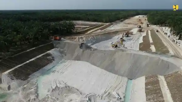 Berita - Masih 20 Persen, Tol Penghubung Padang-Pekanbaru Akan Beroperasi di 2025