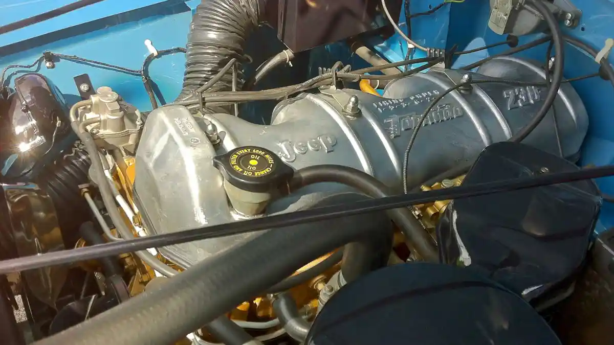 Foto - Kaiser M715, Truk Sipil Yang Kena Wajib Militer