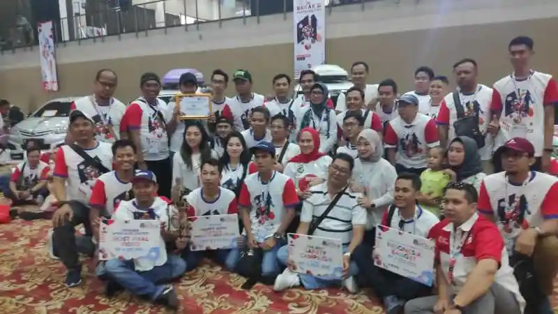 Foto - Komunitas Sienta Borong Gelar di Jamboree Toyota 2019