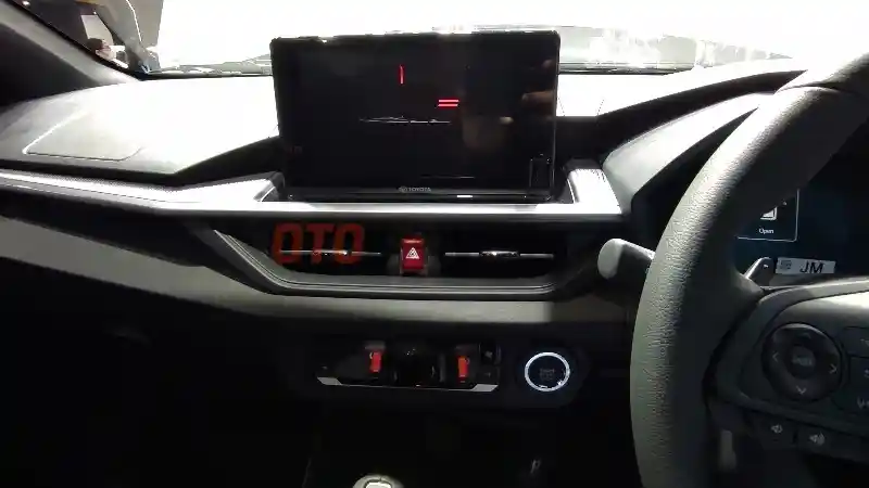 Foto - Intip Interior Toyota Agya GR Sport, Sangat Berbeda dari Versi LCGC