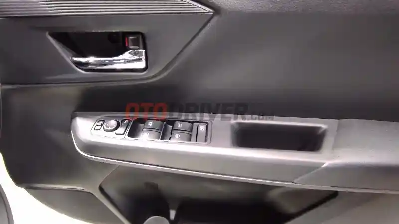 Foto - Intip Interior Toyota Agya GR Sport, Sangat Berbeda dari Versi LCGC