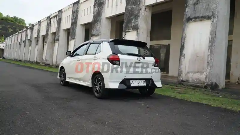 Foto - Beda Puluhan Juta, Ini Yang Jadikan Toyota Agya GR sport Istimewa 