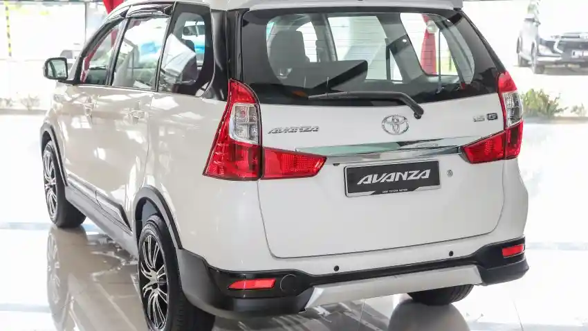 Foto - Wujud Utuh Toyota Avanza Ala SUV di Malaysia (8 Foto)