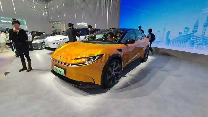 Foto - Toyota Bakal Andalkan Suku Cadang Tiongkok Untuk Mobil Listriknya