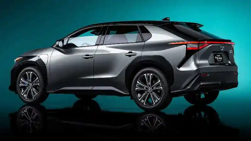 Foto - ASEAN Akan Jadi Lokasi Pembiakan Mobil Listrik Toyota.