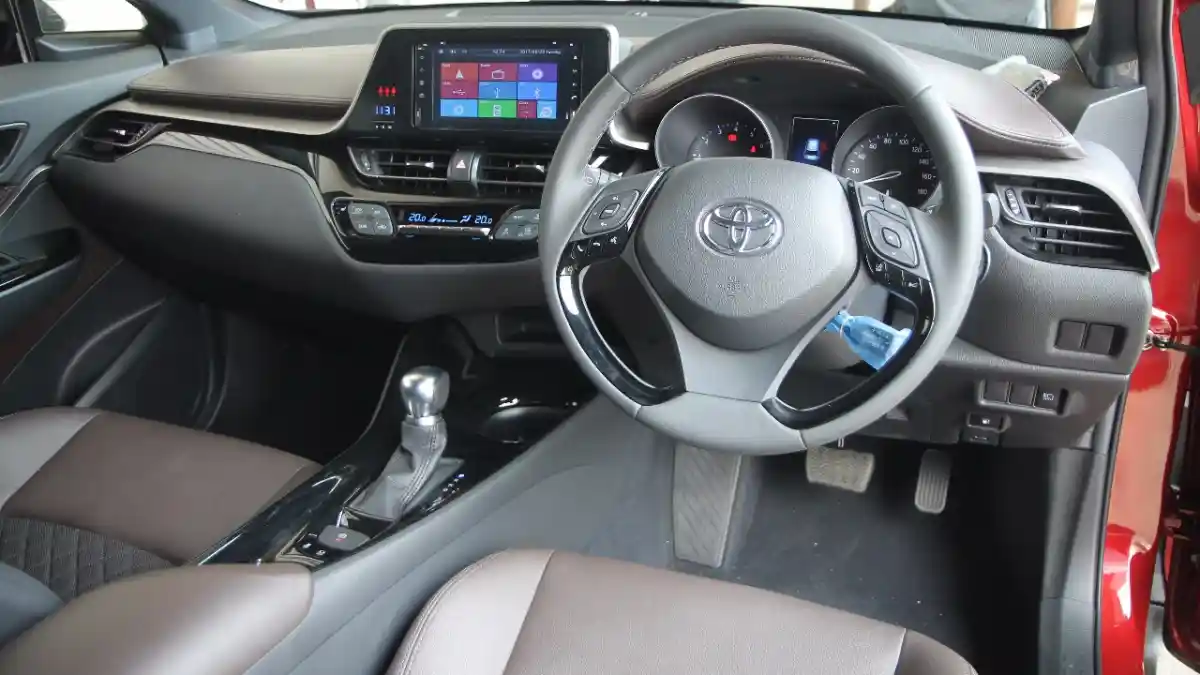 Foto - First Drive: Toyota C-HR 1.2 GT 2017