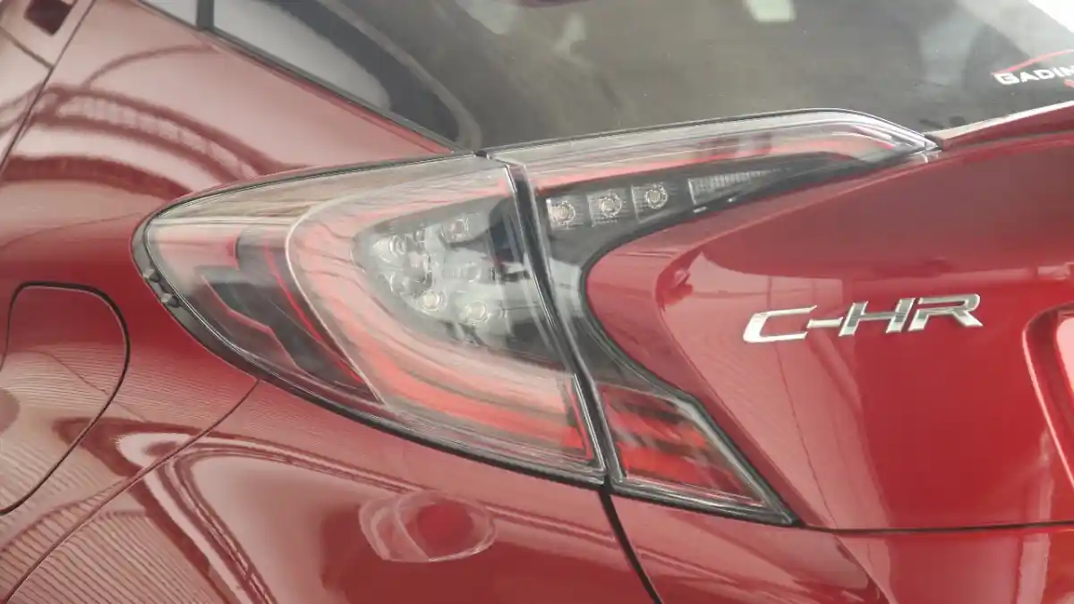 Foto - First Drive: Toyota C-HR 1.2 GT 2017