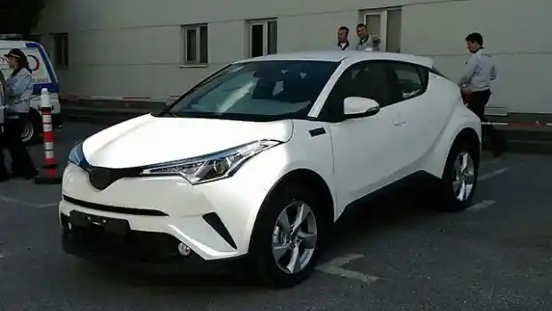 Foto - GIIAS 2016: Toyota C-HR Concept Akan Mirip Dengan Produksi Massal