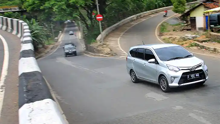 Foto - Toyota Calya Bisa Dimiiki Dengan Hanya Dengan Rp 23 Jutaan!