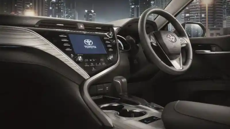 Foto - All New Camry Resmi Debut Di Thailand, Paling Murah RP 600 Jutaan