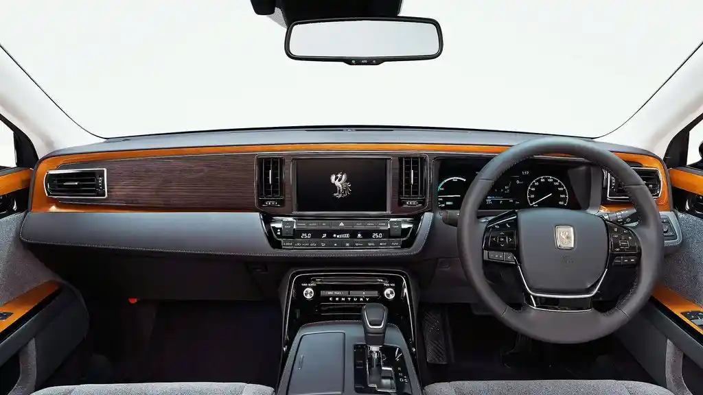 Foto - Sedan Super Mewah Toyota Siap Meluncur Bulan Ini di Jepang