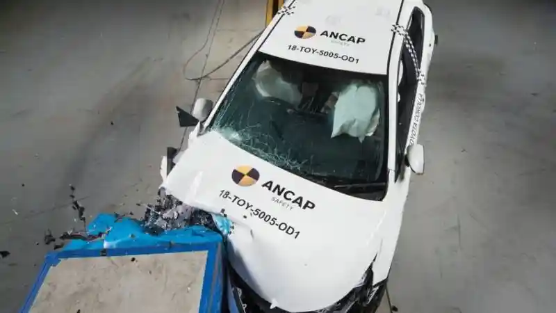 Foto - VIDEO: Crash Test Toyota Corolla Hatchback (Australian NCAP)