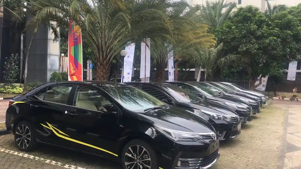 Foto - 18 Unit Pemberian Toyota Untuk Penelitian Tak Semuanya Hybrid