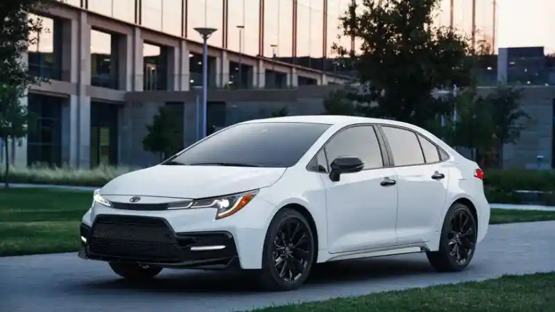 Berita - Toyota Melansir Corolla Nightshade Edition, Apa Saja Bedanya?