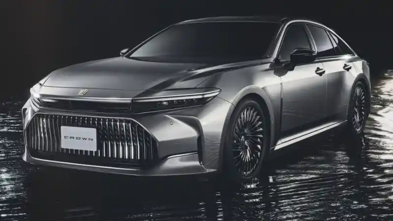 Berita - Toyota Crown Sedan Resmi Melenggang Di Jepang