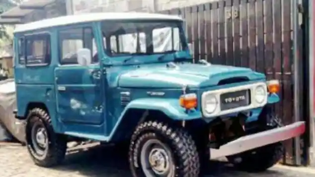 Foto - Mobil Lawas Sebagai Sumber Investasi