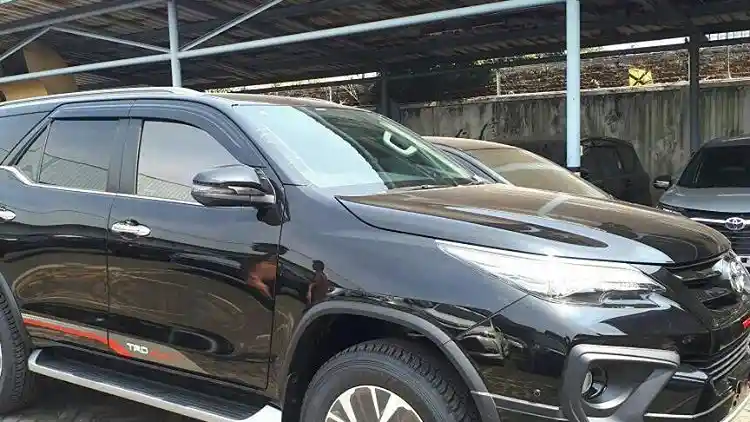 Berita - Kaca Film Toyota Fortuner dan Innova Ini Sedang Banting Harga!