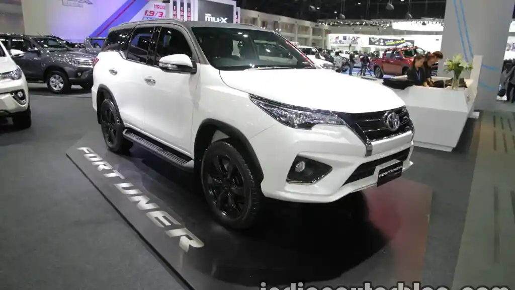 Berita - Toyota Fortuner TRD Sportivo Dipamerkan di Thai Motor Expo 2016