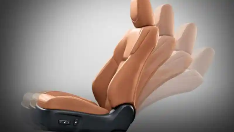 Foto - Toyota Fortuner di Thailand Akan Disegarkan. Berubah Apa Saja? 