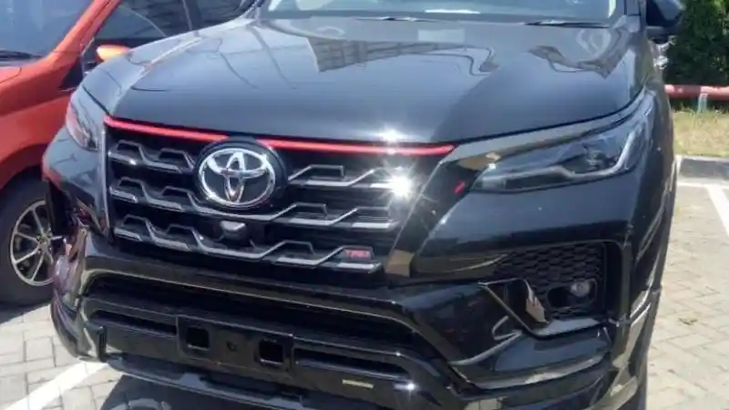 Berita - Tertarik Fortuner Baru? Siapkan Booking Fee Rp 15 Juta