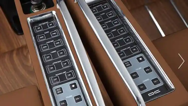 Foto - Toyota Kijang Innova Ini Punya Kabin Semewah Pesawat First Class