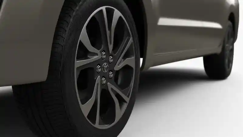 Foto - Ini Tampilan Detail Eksterior Innova Facelift