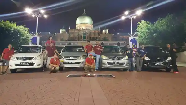 Berita - Komunitas Toyota Innova Kawasan ASEAN Kumpul Bareng!
