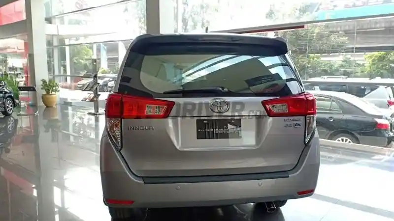 Foto - Mencicil Kijang Innova Harus Siapkan RP 8 Jutaan Tiap Bulan