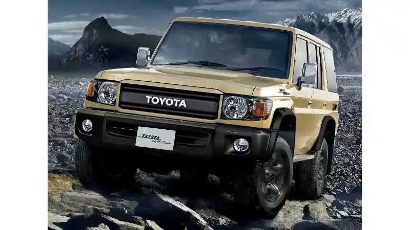 Berita - Toyota Land Cruiser 70th Anniversary Edition, Hanya Dijual 600 Unit Berbanderol Rp 800 Jutaan