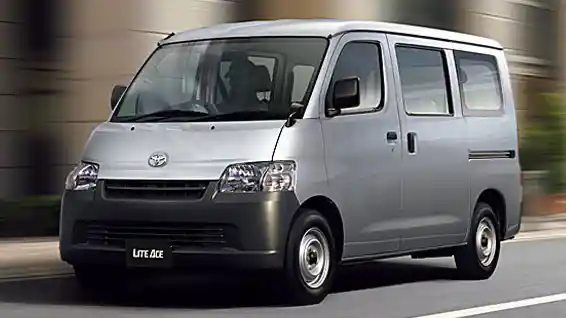 Foto - Toyota LiteAce, Adik Mungil HiAce Yang Tak Pernah Dijajakan Di Indonesia