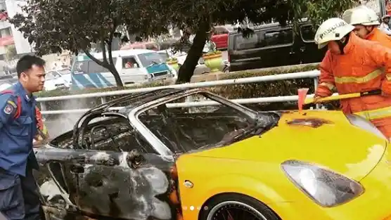 Foto - Langkah Pencegahan dan Cara Mengatasi Mobil Terbakar