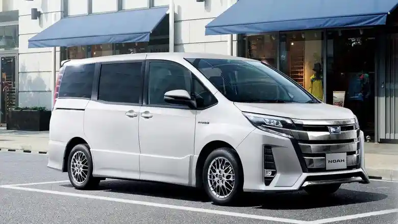 Berita - Toyota Voxy Segera Dijual di Indonesia! Ini Buktinya