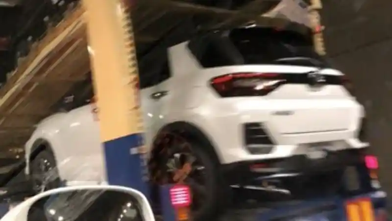 Foto - Kumpulan Penampakan Toyota Raize