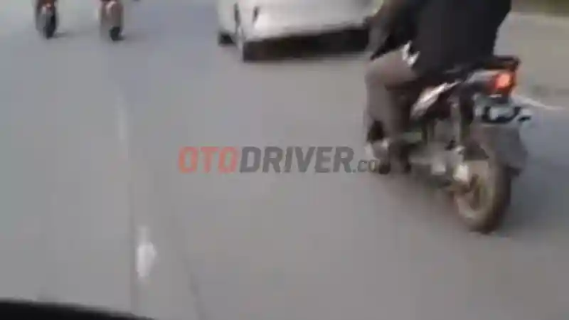 Foto - Next Gen Toyota Rush Tertangkap Kamera Dalam Pengujian, Kini Menggunakan Gerak Roda Depan?