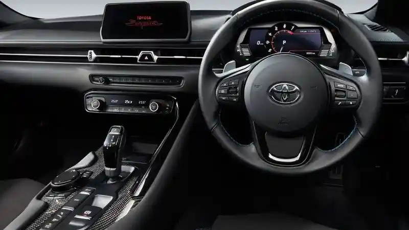 Foto - Toyota GR Supra Makin Bertenaga Dan Makin Mahal