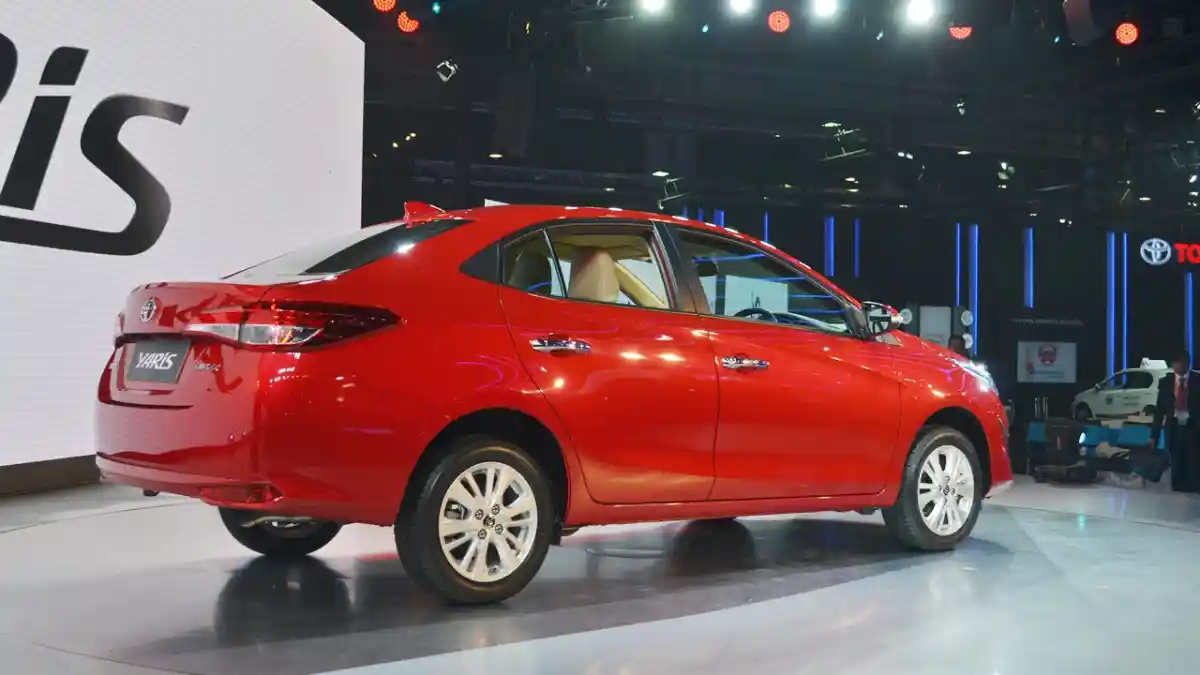 Foto - Toyota Vios Model Terbaru Rilis di India