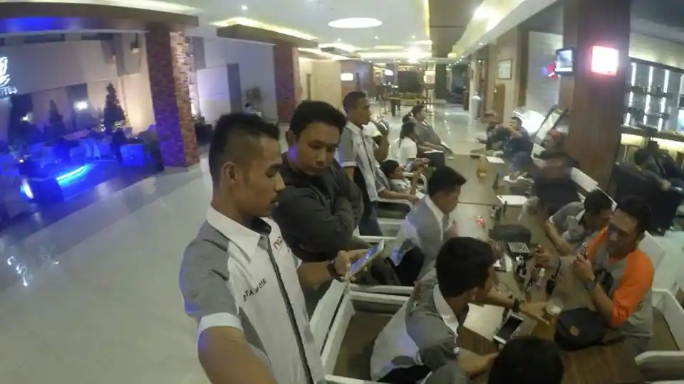 Foto - Toyota Vios Limo Club Kumpul-kumpul Santai, Obrolan Tak Jauh Dari Hobi