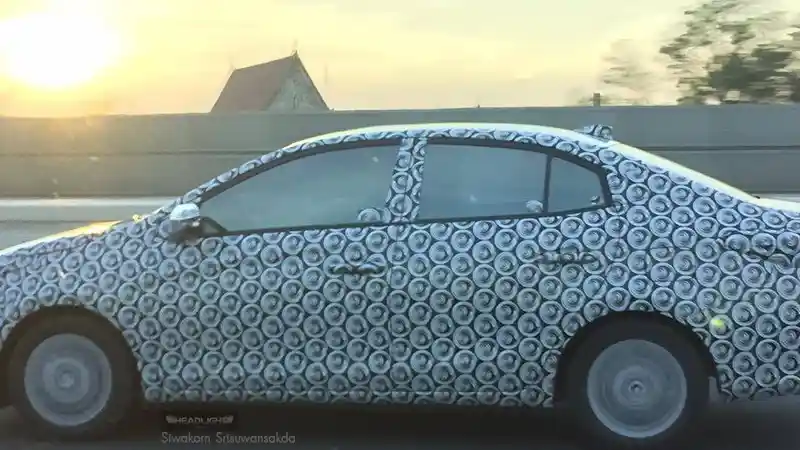 Foto - SPY SHOT: Toyota Vios 2018