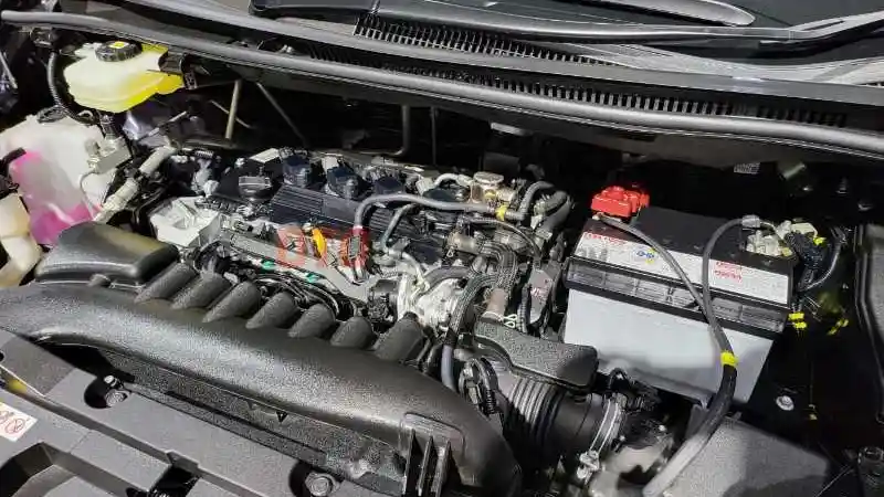 Foto - Ini Dia Angka Akselerasi Toyota Voxy Generasi Terbaru