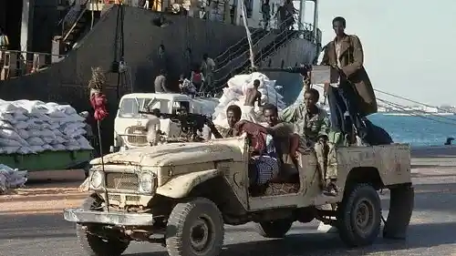 Pikap - Toyota War : Perang Chad-Libya Libatkan Pikap Land Cruiser Dan Hilux 