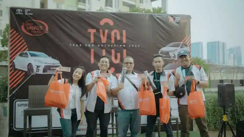 Foto - Acara Tutup Tahun Komunitas Toyota Yaris, Peduli Terhadap Lingkungan