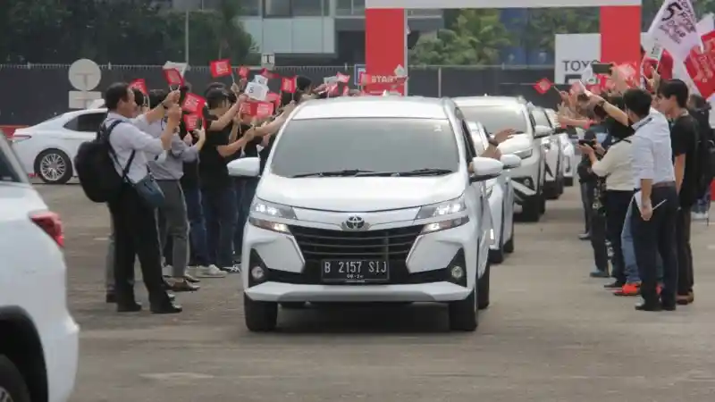 Berita - Toyota Rebut Kembali Posisi Produsen Mobil Terlaris Dunia 