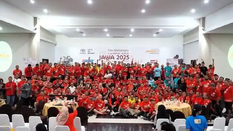 Foto - Toyota Innova Zenix Hybrid Berhasil Cetak 26,5 Km/Liter