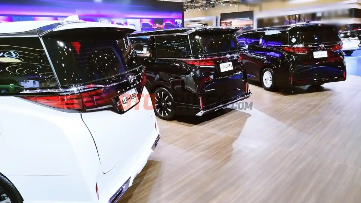 Foto - Konsumen Baru Untuk Toyota Alphard Dan Vellfire Terus Hadir