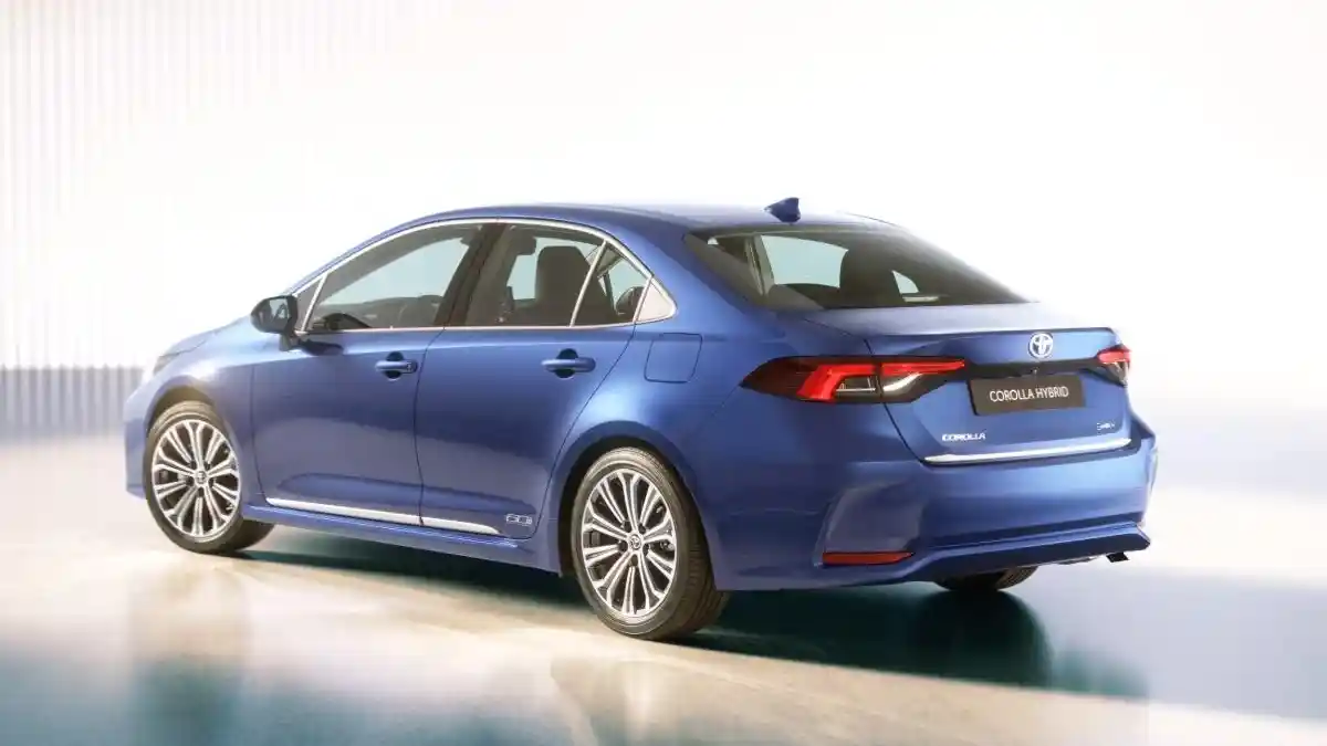 Foto - Usia Edar Toyota Corolla Sudah 60 Tahun